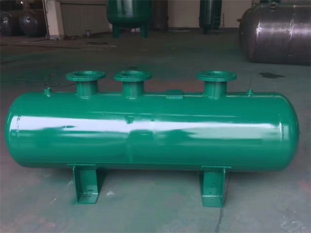 玛多玛多玛多蒸汽分气缸